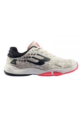 Zapatillas Bullpadel Flow 24V en color blanco para mujer